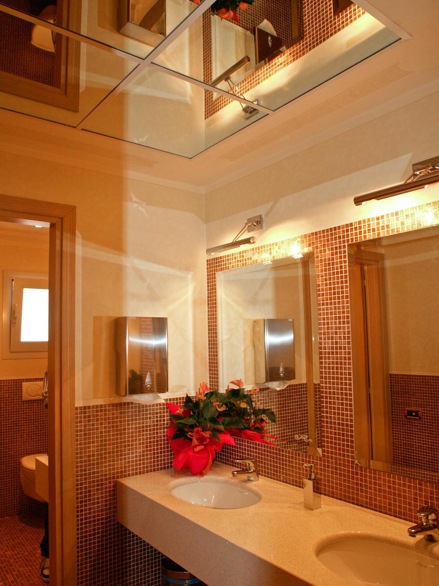 Hotel Angelina 3*