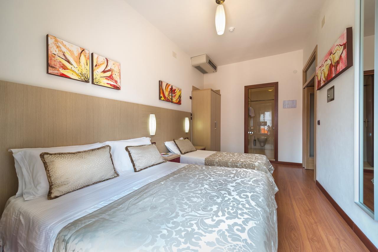 Angelina Hotel